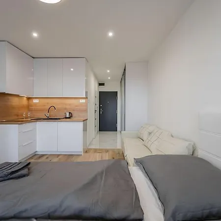 J Komfortny Na Skok Od Centra Lägenhet